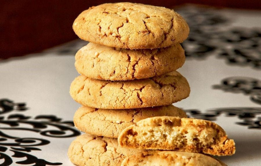 close-up of 'almonds cookies on the top of each other at 'M. Kosmidis'